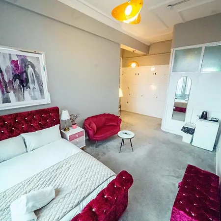 Bessemer Guest house *